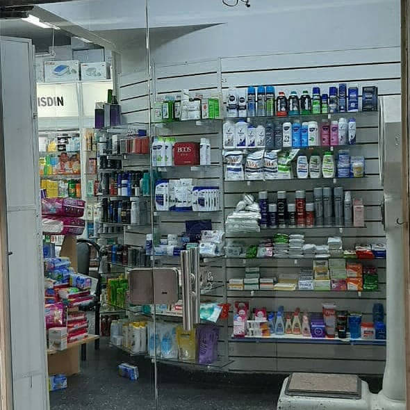 Puerta y paño fijo